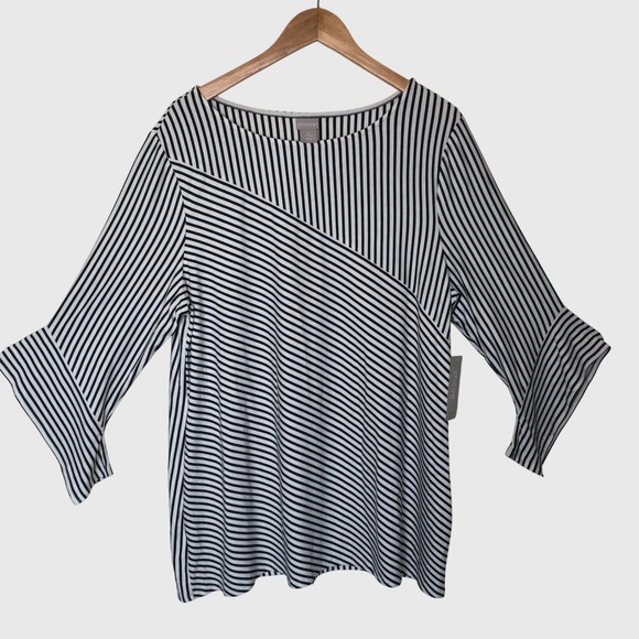 NWT Chico's XL Knit Top Black White Split Stripe 3/4 Sleeve Flared Cuff - Picture 1 of 15